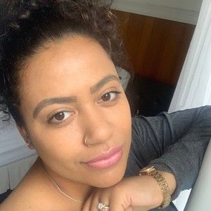 Meet your Posher, Valerie